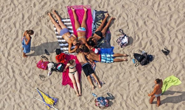 bronceado solar playa verano