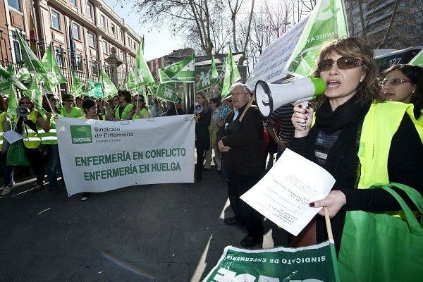 voluntariado, enfermeras, cuidados sanitarios, américa latina Manifestación del Sindicato de Enfermería (SATSE) en Valladolid. Efesalud.com
