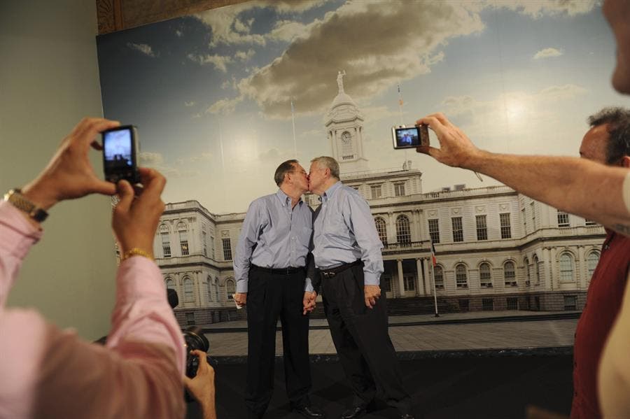 mayores homosexulaes