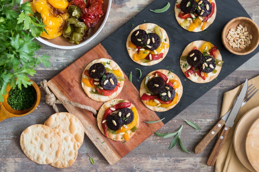 Burgos, gastronomía, tradicional, platos, recetas, nutrición, abecedario, montaditos, morcilla, aperitivo, tortitas, pimientos