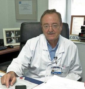 El doctor Carlos Macaya Miguel.