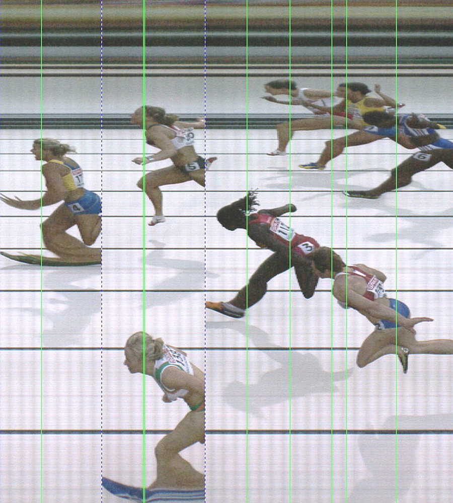 Fhoto Finish de los campeonatos de Europa de atletismo en Gotemburgo (Suecia): La atleta sueca Susanna Kallur gana por delante de la irlandesa Derval O'Rourke y la alemana Kirsten Bolm, la final femenina de los 100 metros vallas.