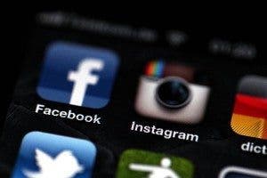 móvil, redes sociales