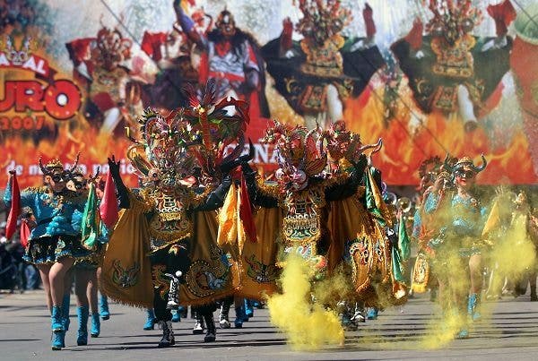 Carnaval en Bolivia./ EFE/MARTÍN ALIPAZ