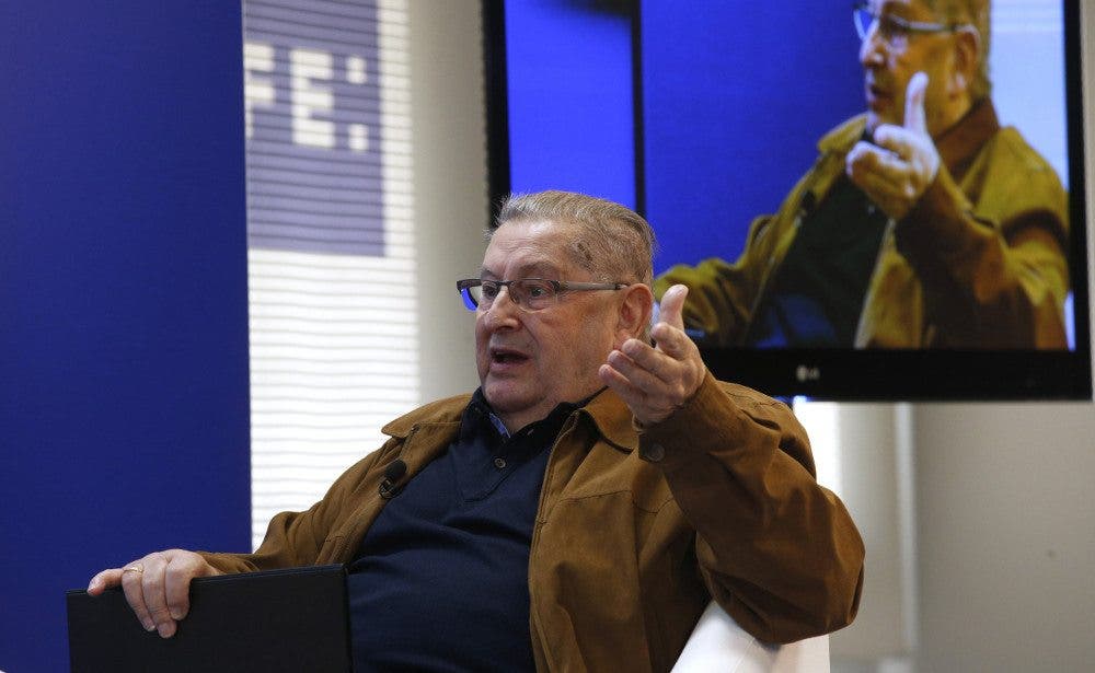 Francisco Moreno, paciente de colesterol y secretario de APACOR, muy activo en el debate/EFE/zipi
