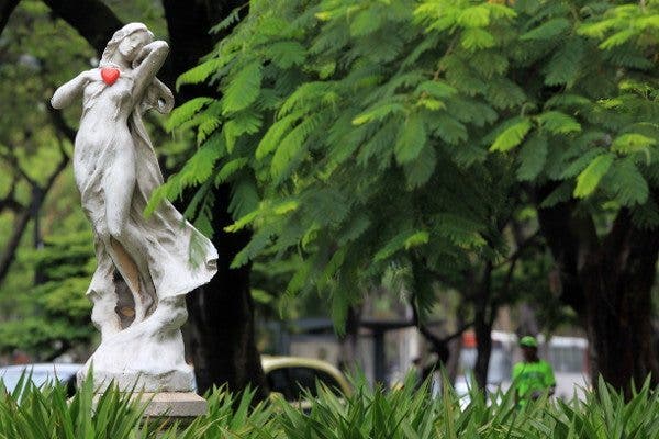 Corazón estatua