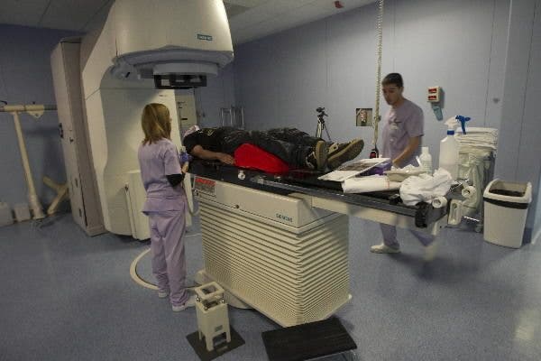 Cáncer adolescentes radioterapia