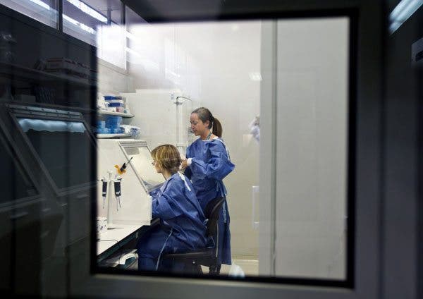 Gatell: sin una vacuna de prevención, en 30 años seguirán habiendo mucho sida