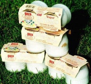 La fecha de caducidad del yogur cambia por fecha preferente