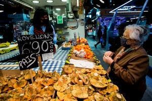 gastronomía, Barcelona, recetas, platos, tradicional, nutrición, alimentación, rovellons, mercado, otoño