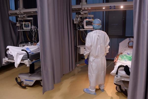 urgencias pacientes sanitarios pandemia