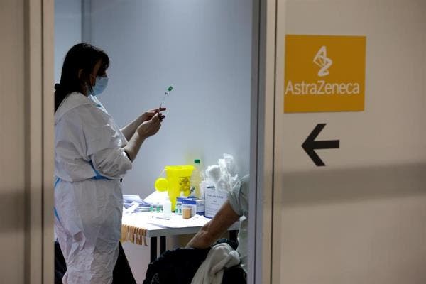 mayores 60 astrazeneca