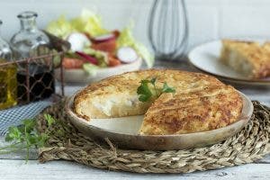 abecedario de la nutrición, gastronomía, comida, tradición, plato, tortilla, patatas, huevo, bacalao, Coruña