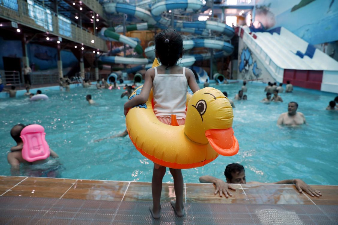 Bulos, incidentes, acuáticos, decálogo, manguitos, baño, niños, piscina