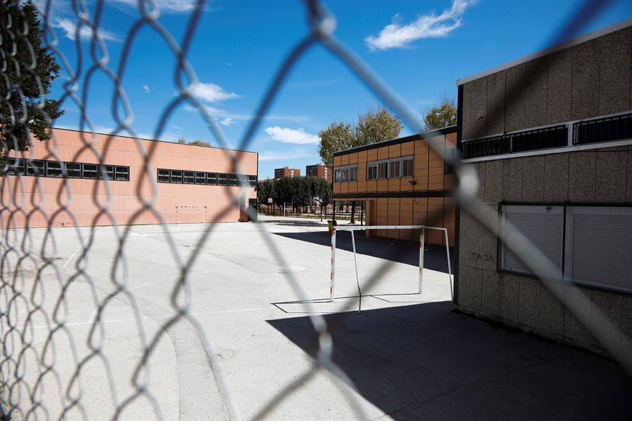 Suicidio prevención luchar colegio
