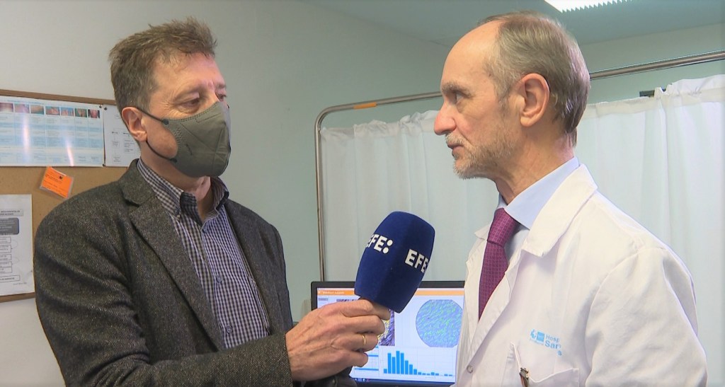 El Dr. Eduardo Lópe Bran nos explica el diagnóstico por imagen con tricoscopio digital para desentrañar los misterios de la alopecia.