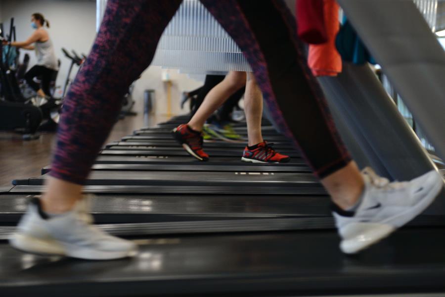 Vida sedentaria deporte. dieta, envejecimiento