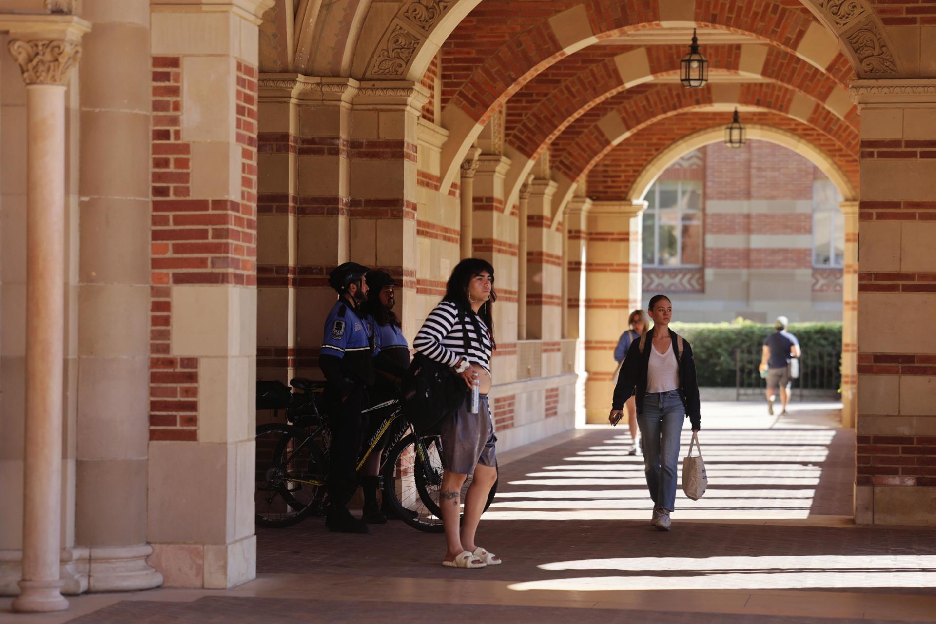 Estudiantes vacunas