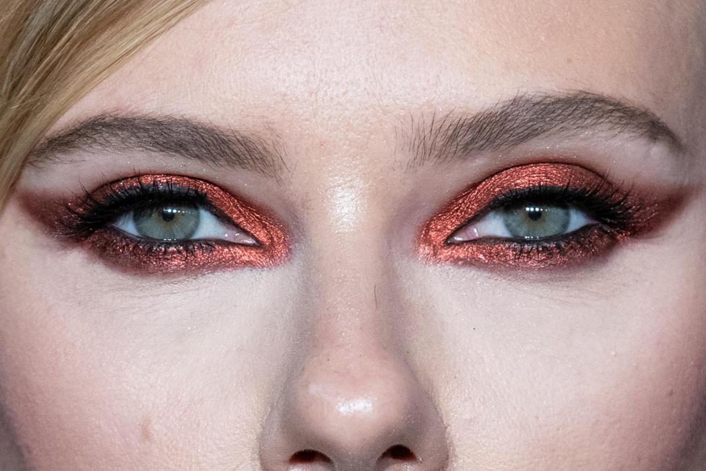 Foto de archivo de las cejas de Scarlett Johansson. EFE/EPA/Etienne Laurent