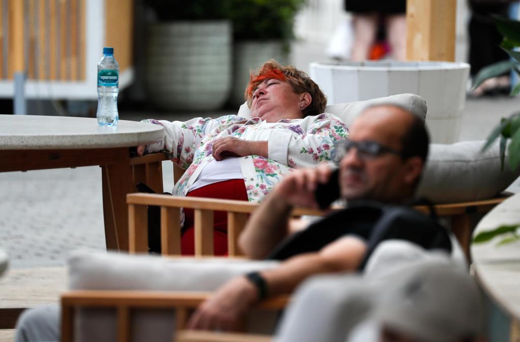 Imagen de archivo de una persona durmiendo