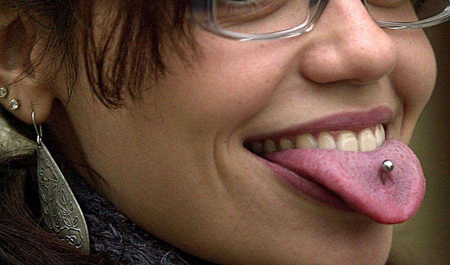 piercing en la boca