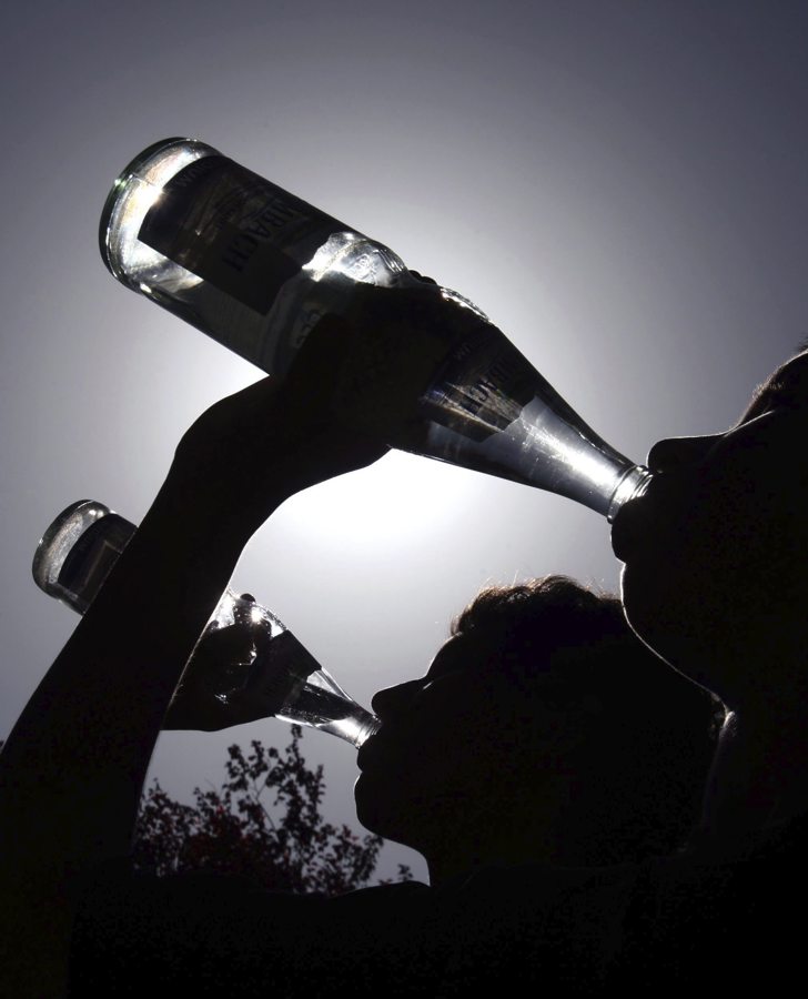 selectividad alimentacion estudio botella agua